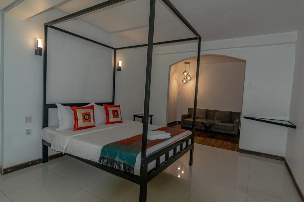 Samathi Lake Resort Phnom Penh Extérieur photo
