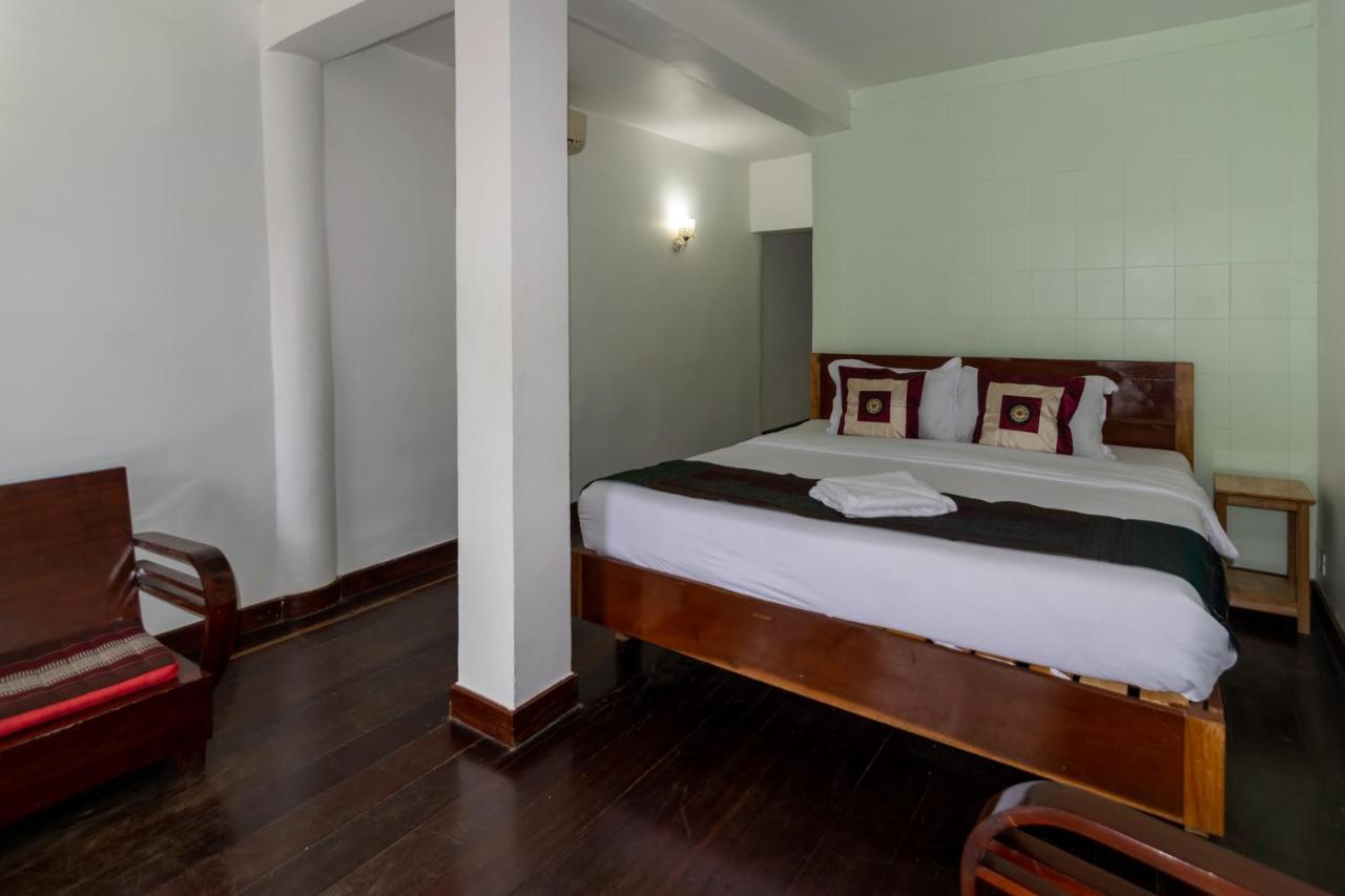 Samathi Lake Resort Phnom Penh Extérieur photo