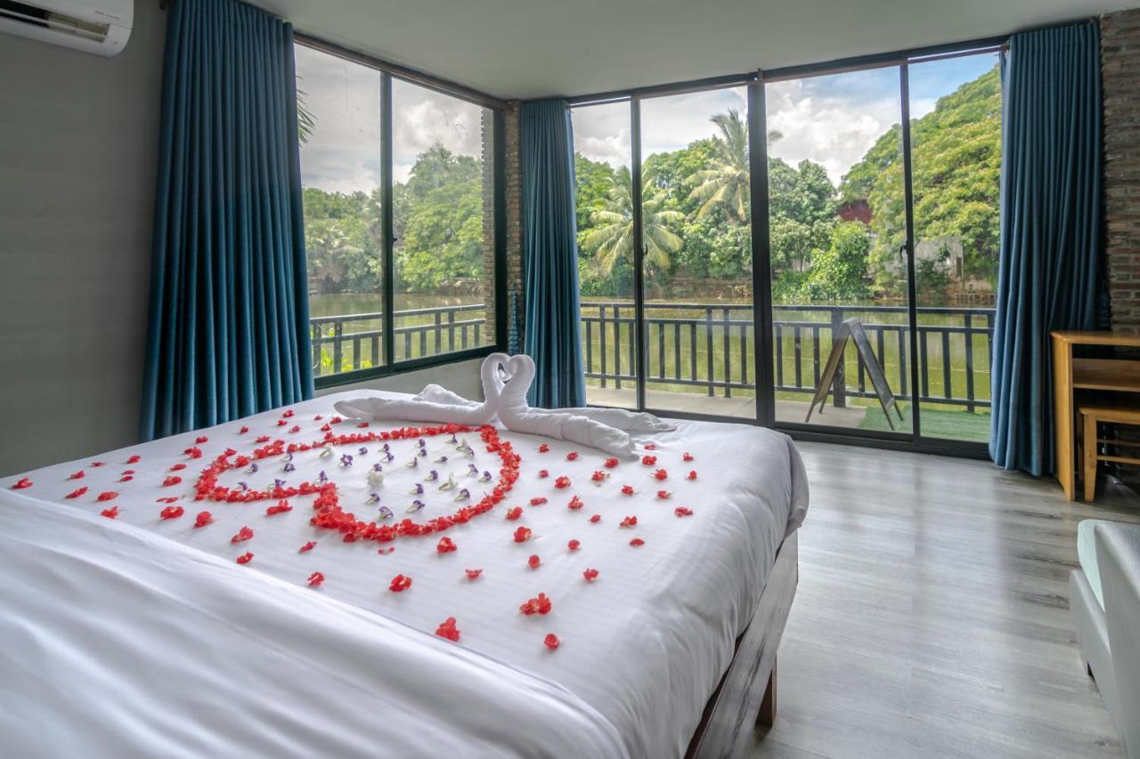 Samathi Lake Resort Phnom Penh Extérieur photo