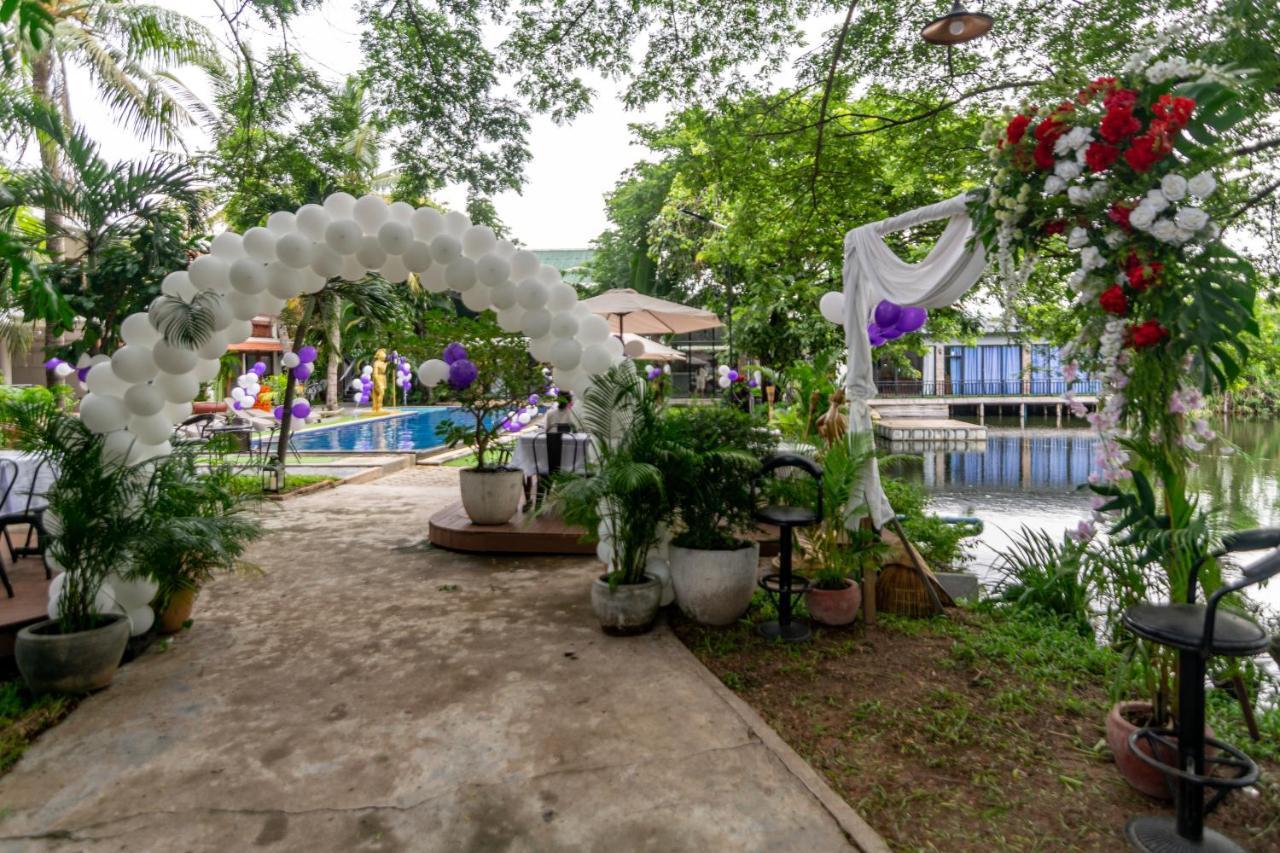 Samathi Lake Resort Phnom Penh Extérieur photo