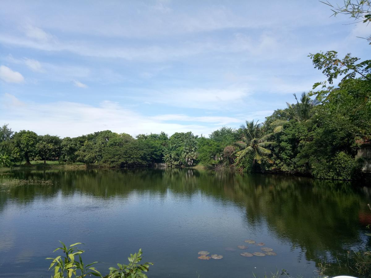 Samathi Lake Resort Phnom Penh Extérieur photo